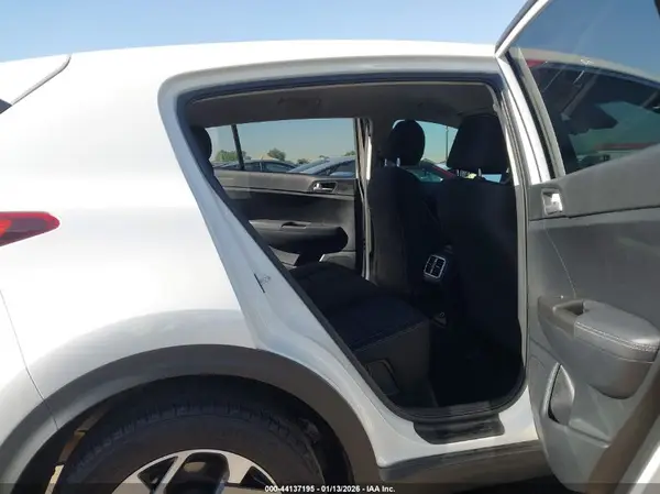 KNDPM3AC2M7917385 2021 KIA SPORTAGE - Image 8