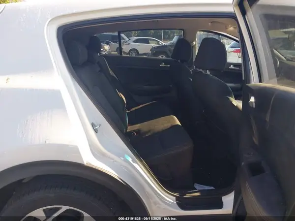 KNDPM3AC2N7986191 2022 KIA SPORTAGE - Image 8