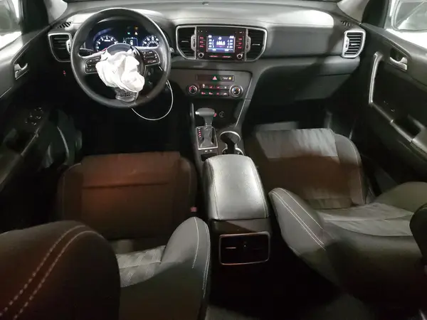 KNDPM3AC3H7060760 2017 KIA SPORTAGE - Image 8