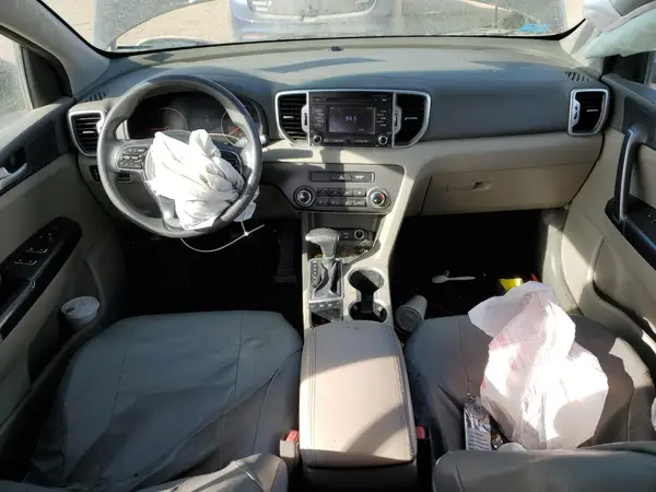 KNDPM3AC3H7088428 2017 KIA SPORTAGE - Image 8