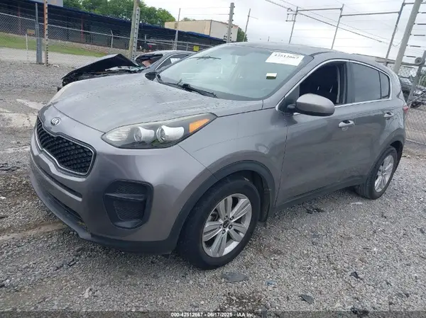 KNDPM3AC3H7103381 2017 KIA SPORTAGE - Image 2