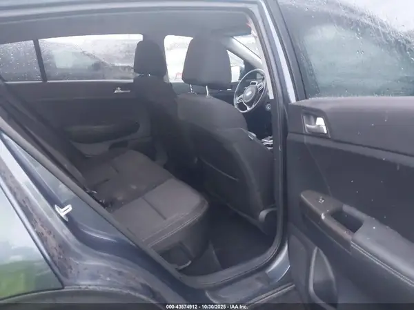 KNDPM3AC3H7137367 2017 KIA SPORTAGE - Image 8