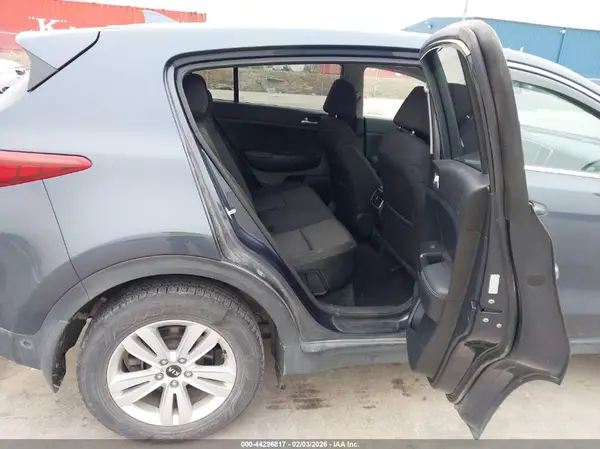 KNDPM3AC3H7166626 2017 KIA SPORTAGE - Image 8