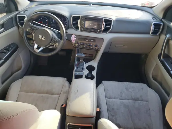 KNDPM3AC3H7175388 2017 KIA SPORTAGE - Image 8