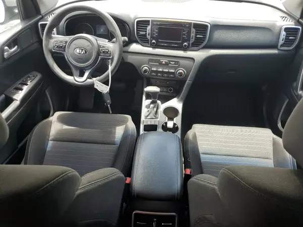 KNDPM3AC3H7207725 2017 KIA SPORTAGE - Image 8