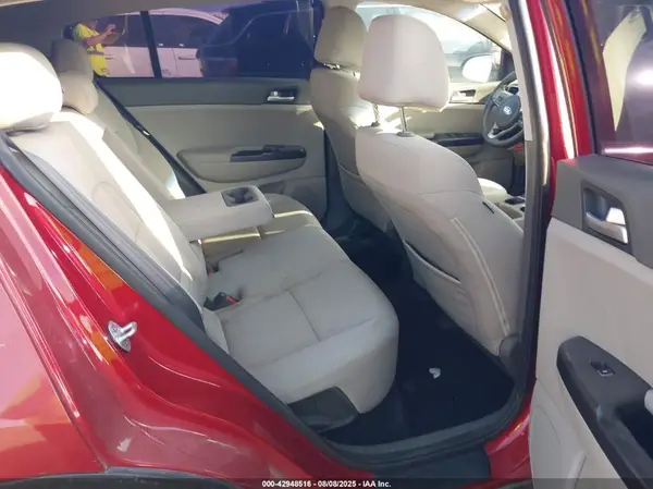 KNDPM3AC3H7220765 2017 KIA SPORTAGE - Image 8