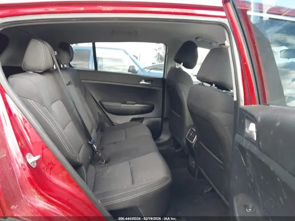 KNDPM3AC3H7227022 2017 KIA SPORTAGE - Image 8