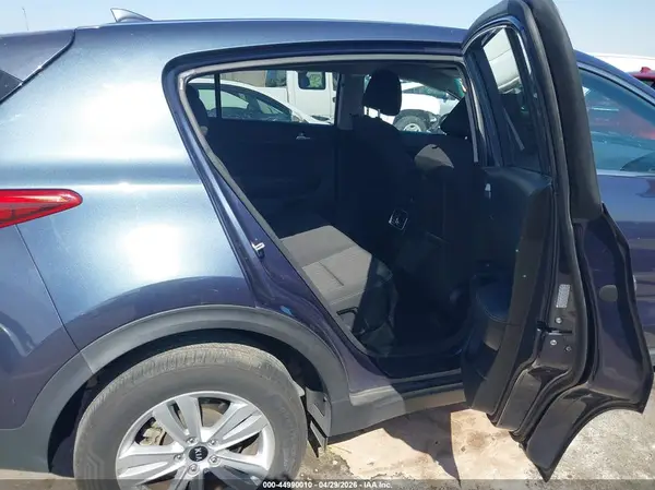 KNDPM3AC3H7233080 2017 KIA SPORTAGE - Image 8