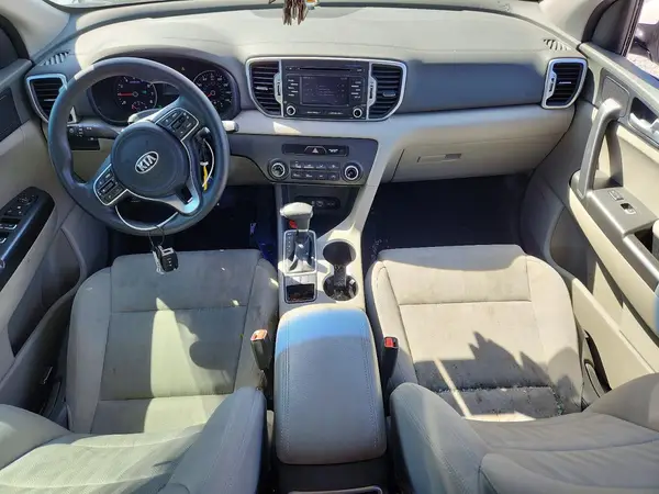 KNDPM3AC3H7233144 2017 KIA SPORTAGE - Image 8