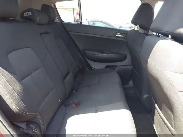 KNDPM3AC3H7241650 2017 KIA SPORTAGE - Image 8
