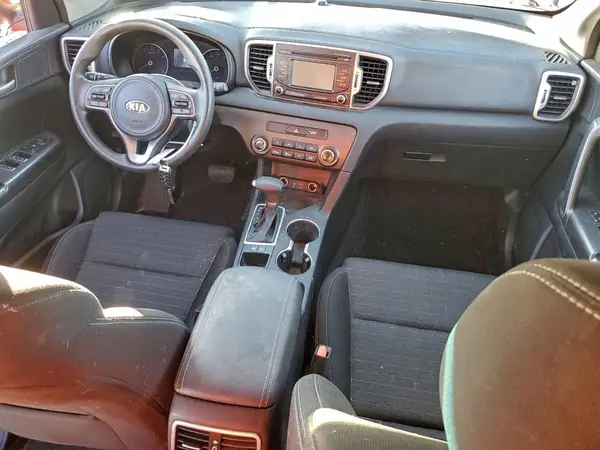 KNDPM3AC3J7314134 2018 KIA SPORTAGE - Image 8