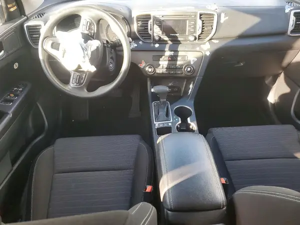 KNDPM3AC3J7317440 2018 KIA SPORTAGE - Image 8