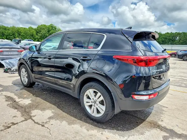 KNDPM3AC3J7338384 2018 KIA SPORTAGE - Image 2
