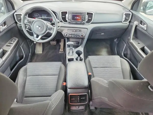 KNDPM3AC3J7338384 2018 KIA SPORTAGE - Image 8