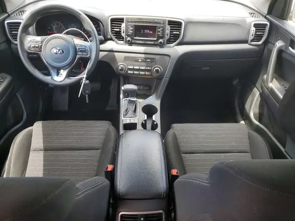 KNDPM3AC3J7338983 2018 KIA SPORTAGE - Image 8
