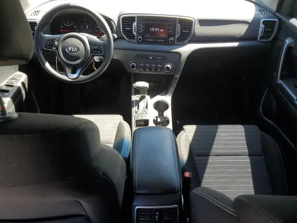 KNDPM3AC3J7339728 2018 KIA SPORTAGE - Image 8