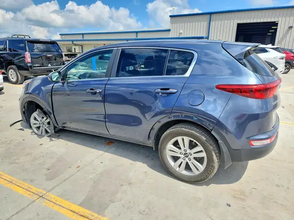 KNDPM3AC3J7374172 2018 KIA SPORTAGE - Image 2