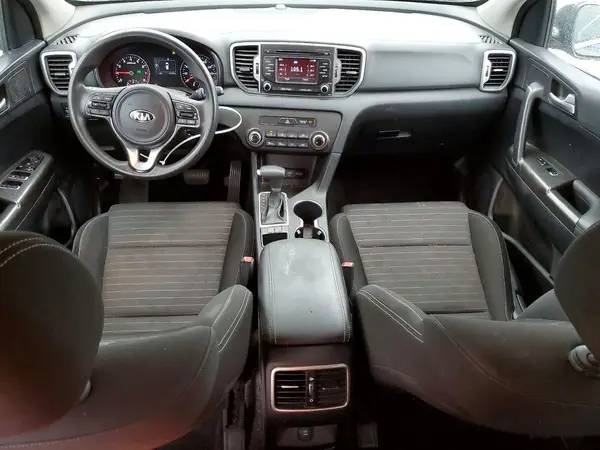 KNDPM3AC3J7380585 2018 KIA SPORTAGE - Image 8