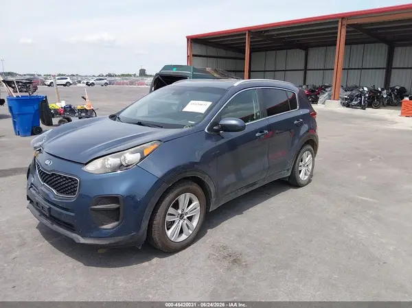 KNDPM3AC3J7381008 2018 KIA SPORTAGE - Image 2