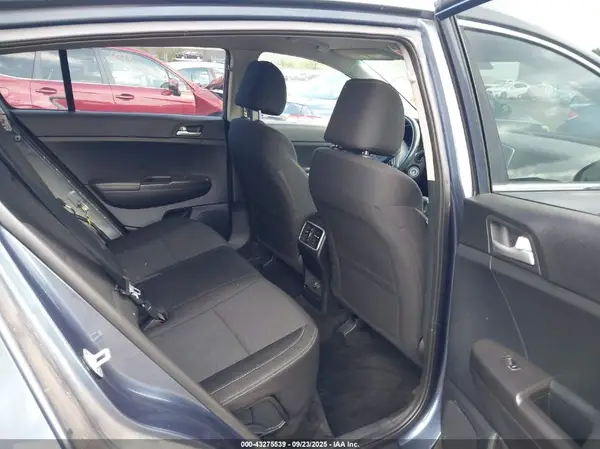 KNDPM3AC3J7400849 2018 KIA SPORTAGE - Image 8