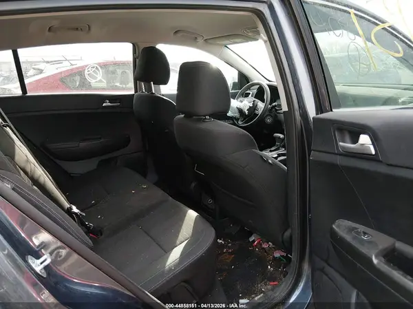 KNDPM3AC3J7408711 2018 KIA SPORTAGE - Image 8