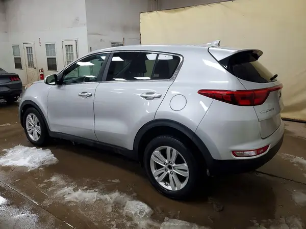 KNDPM3AC3J7422446 2018 KIA SPORTAGE - Image 2