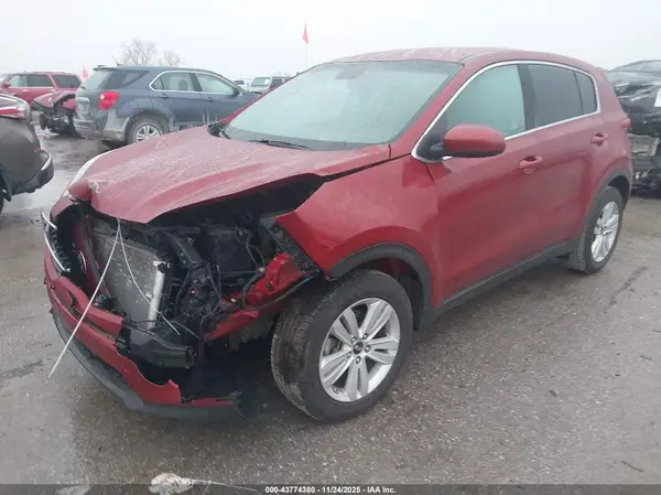 KNDPM3AC3J7423743 2018 KIA SPORTAGE - Image 2