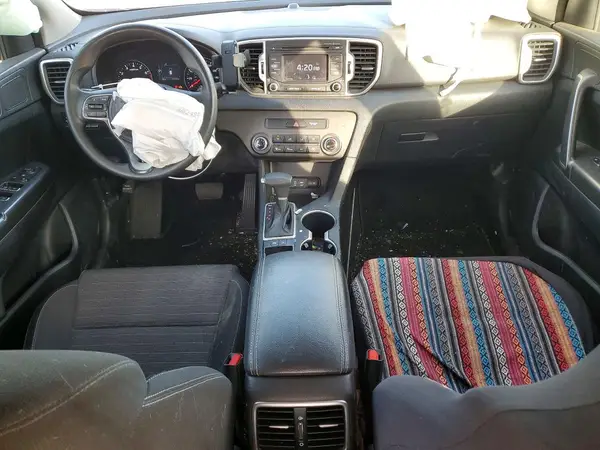 KNDPM3AC3J7423838 2018 KIA SPORTAGE - Image 8