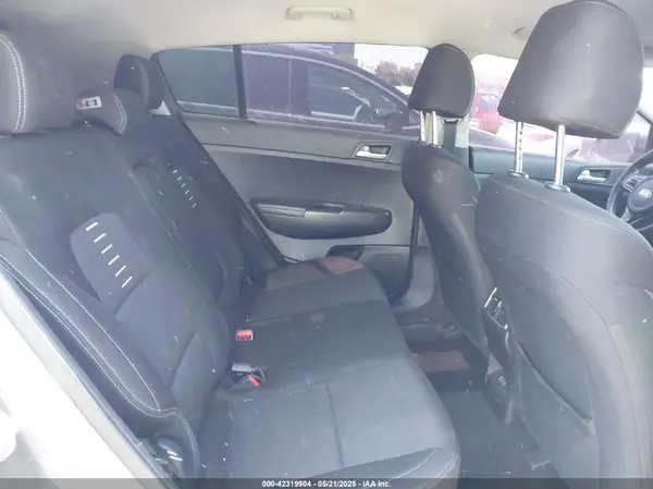 KNDPM3AC3J7423872 2018 KIA SPORTAGE - Image 8