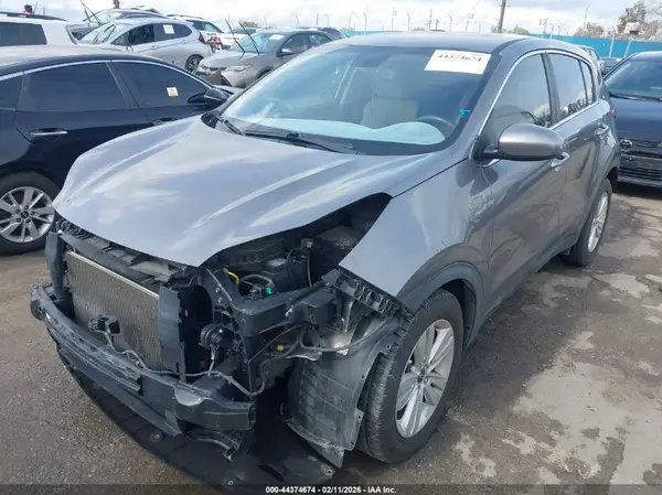 KNDPM3AC3J7434709 2018 KIA SPORTAGE - Image 2