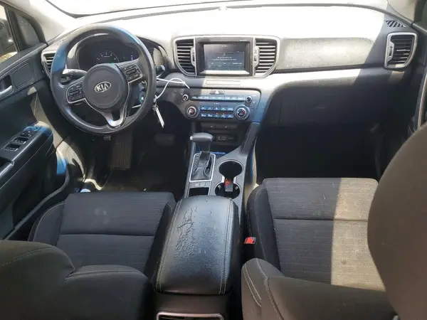 KNDPM3AC3J7447332 2018 KIA SPORTAGE - Image 8