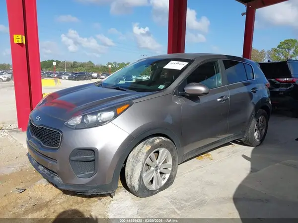 KNDPM3AC3J7453812 2018 KIA SPORTAGE - Image 2