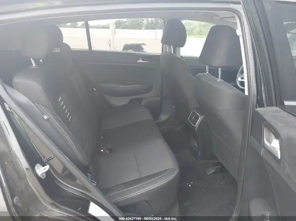 KNDPM3AC3J7454328 2018 KIA SPORTAGE - Image 8