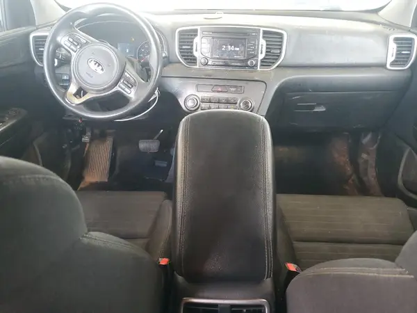 KNDPM3AC3J7456368 2018 KIA SPORTAGE - Image 8