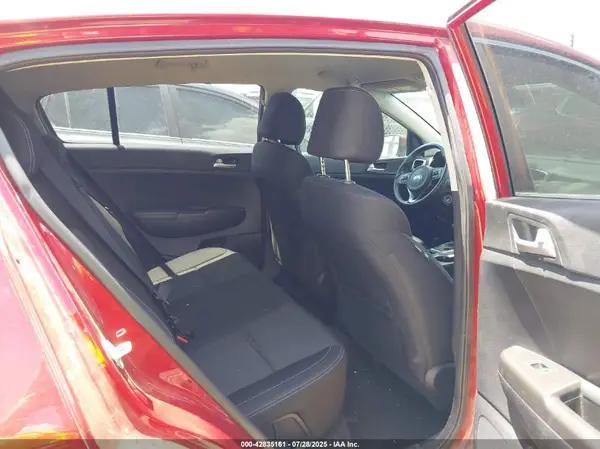 KNDPM3AC3J7456516 2018 KIA SPORTAGE - Image 8