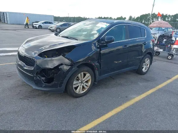 KNDPM3AC3J7464261 2018 KIA SPORTAGE - Image 2