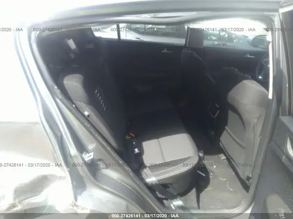KNDPM3AC3J7468858 2018 KIA SPORTAGE - Image 8