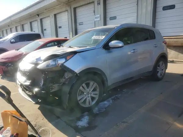 KNDPM3AC3J7476166 2018 KIA SPORTAGE - Image 1