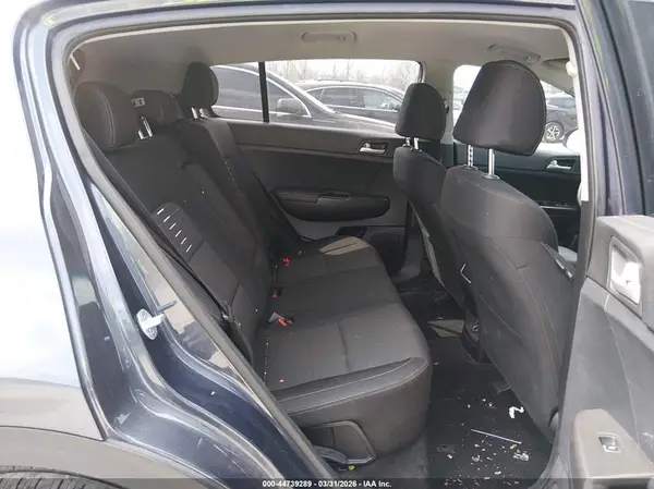 KNDPM3AC3J7479892 2018 KIA SPORTAGE - Image 8