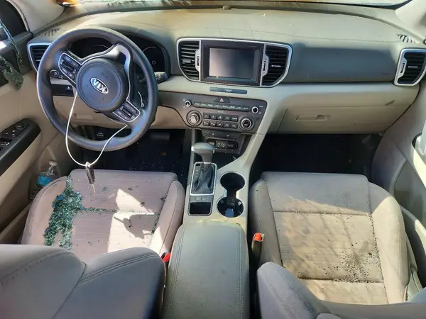 KNDPM3AC3J7487099 2018 KIA SPORTAGE - Image 8