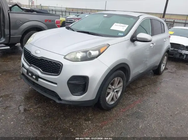 KNDPM3AC3K7543057 2019 KIA SPORTAGE - Image 2