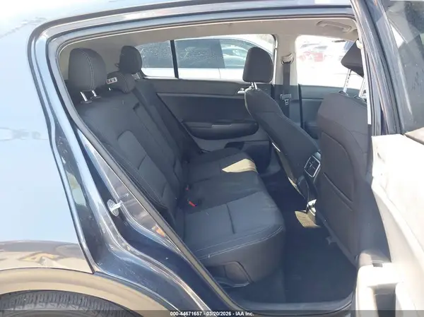 KNDPM3AC3K7546105 2019 KIA SPORTAGE - Image 8