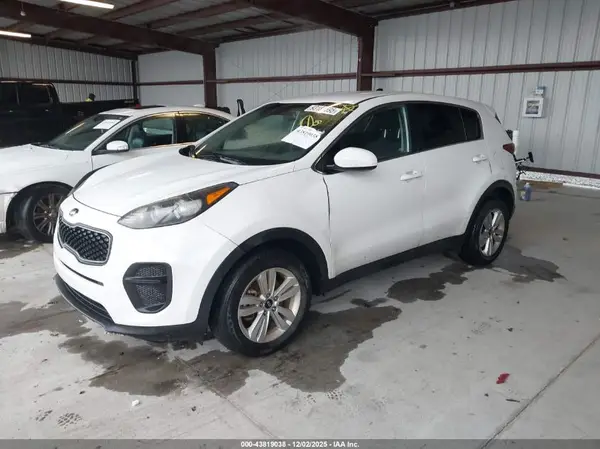 KNDPM3AC3K7553801 2019 KIA SPORTAGE - Image 2