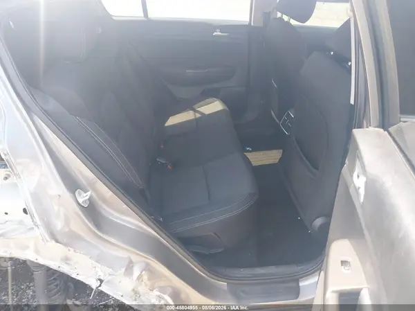 KNDPM3AC3K7558304 2019 KIA SPORTAGE - Image 8