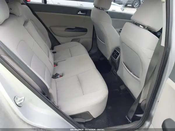 KNDPM3AC3K7622891 2019 KIA SPORTAGE - Image 8