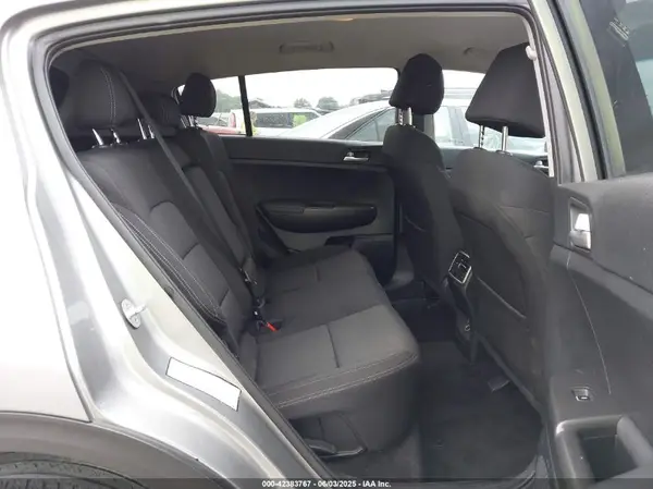 KNDPM3AC3M7942005 2021 KIA SPORTAGE - Image 8