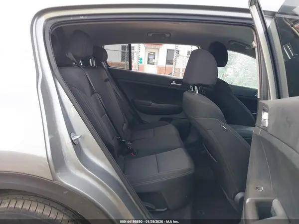 KNDPM3AC3N7977368 2022 KIA SPORTAGE - Image 8