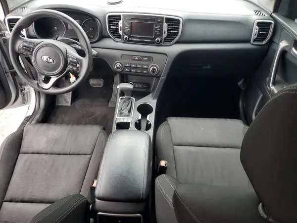 KNDPM3AC4H7031753 2017 KIA SPORTAGE - Image 8