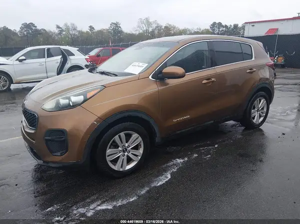 KNDPM3AC4H7044678 2017 KIA SPORTAGE - Image 2