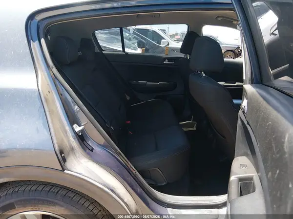 KNDPM3AC4H7053669 2017 KIA SPORTAGE - Image 8